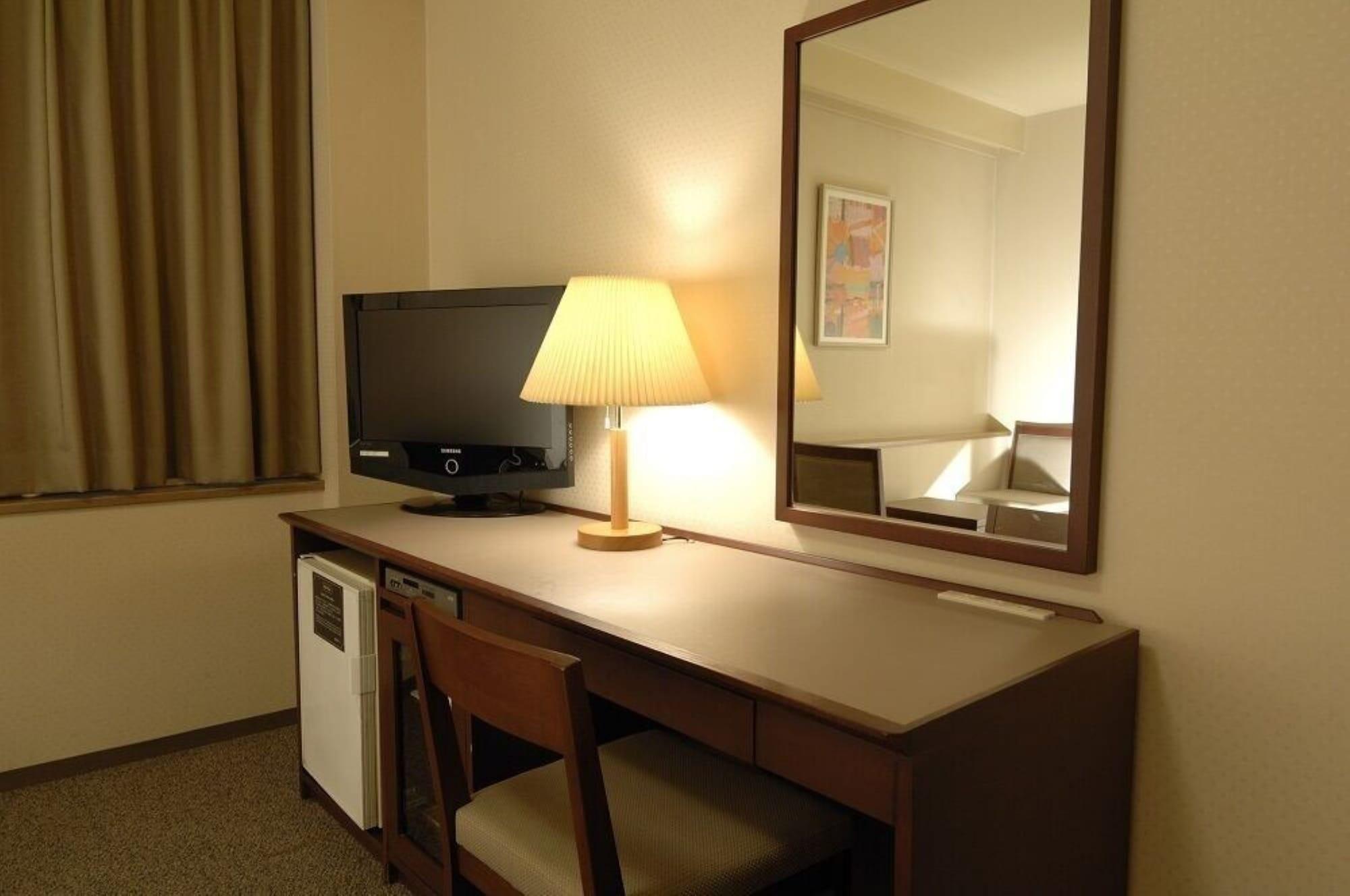 Ginza International Hotel Токио Экстерьер фото