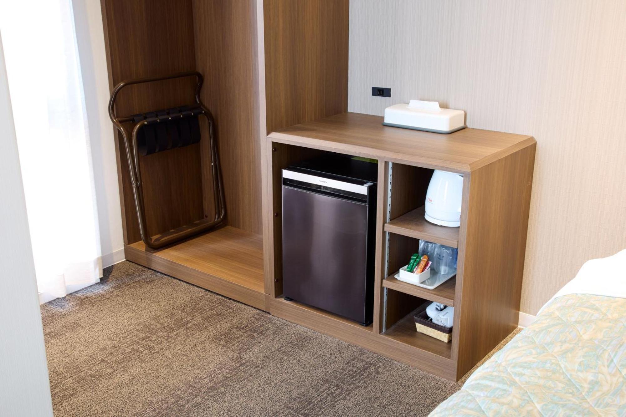 Ginza International Hotel Токио Экстерьер фото